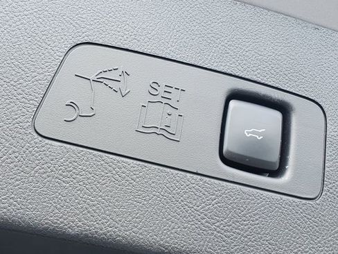 Certified 2024 Lincoln Corsair AWD w/ Equipment Group 101A image 29