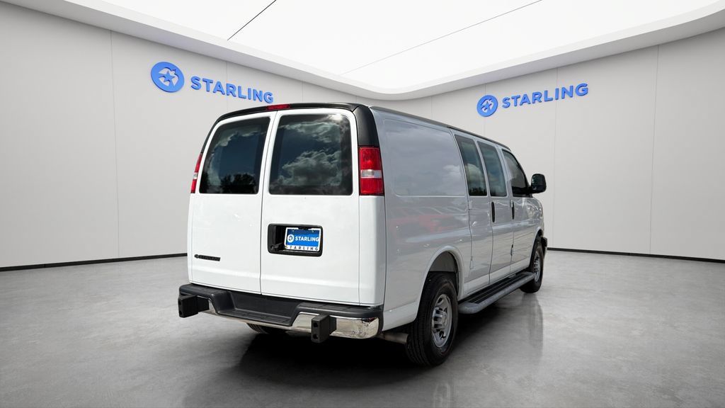 Used 2025 Chevrolet Express 2500 w/ Driver Convenience Package RWD image 8