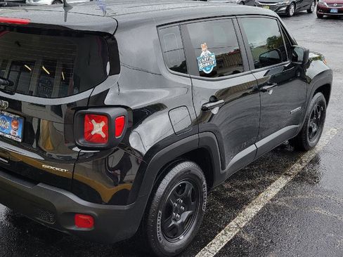 Used 2019 Jeep Renegade Sport image 26