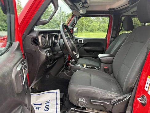 Used 2018 Jeep Wrangler Unlimited Sport S AWD/4WD image 20