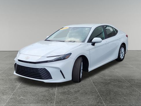 Certified 2026 Toyota Camry LE FWD image 3