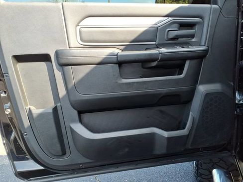 Certified 2021 RAM 2500 Tradesman AWD/4WD image 10