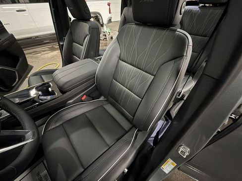 New 2026 Buick Enclave Avenir w/ Super Cruise Package image 53