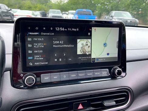 Used 2022 Hyundai Kona Limited FWD image 32