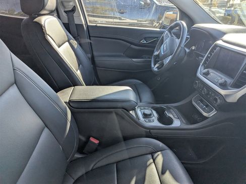 Used 2023 GMC Acadia SLT w/ Technology Package image 6