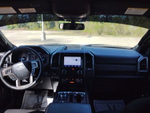 Used 2020 Ford Expedition XLT image 21