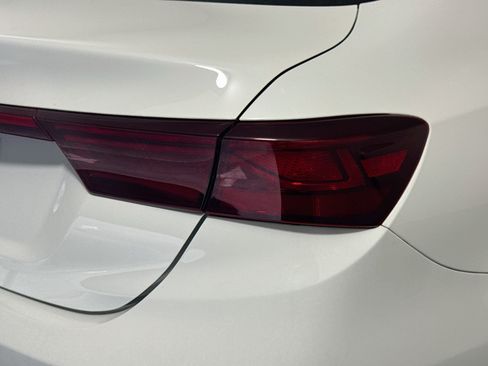 Used 2019 Kia Forte LXS FWD image 33