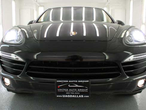 Used 2012 Porsche Cayenne image 27