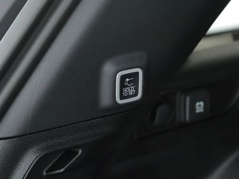 New 2026 Jeep Grand Cherokee Limited w/ Limited Altitude Package image 17