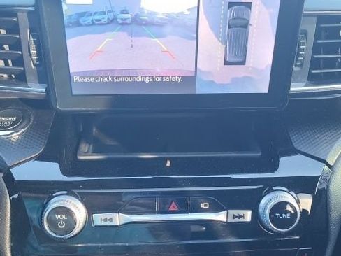 Used 2023 Ford Explorer ST-Line w/ Class IV Trailer Tow Package AWD/4WD image 5