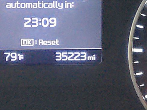 Used 2023 Kia Seltos S w/ Navigation Package image 32