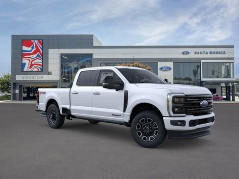 New 2026 Ford F250 Platinum w/ FX4 Off-Road Package AWD/4WD image 7