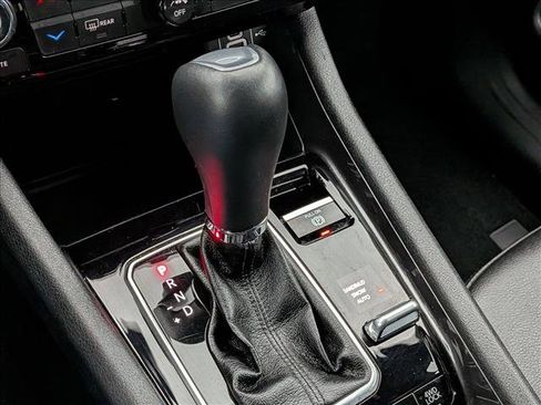 Used 2024 Jeep Compass Latitude image 12