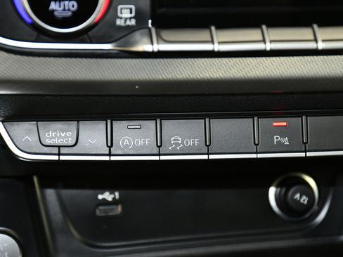 Used 2025 Audi A5 2.0T Premium Plus image 31