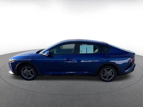 Used 2025 Kia K4 LXS image 9