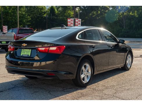 Used 2024 Chevrolet Malibu LT FWD image 8