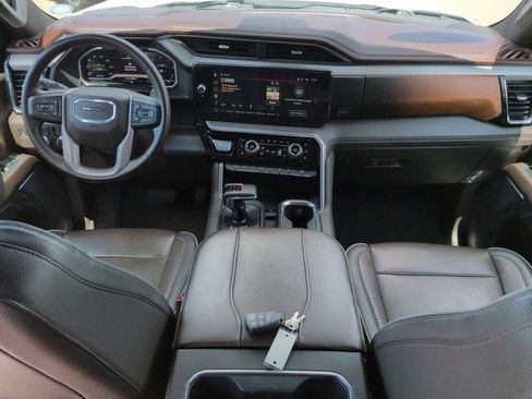 Used 2023 GMC Sierra 1500 Denali w/ Denali Reserve Package AWD/4WD image 15
