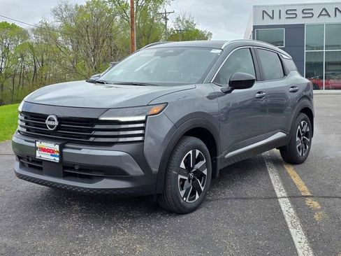 New 2026 Nissan Kicks SV w/ SV Premium Package AWD/4WD image 6