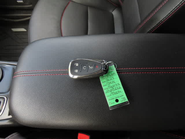 Used 2023 Chevrolet Equinox RS w/ RS Leather Package AWD/4WD image 29