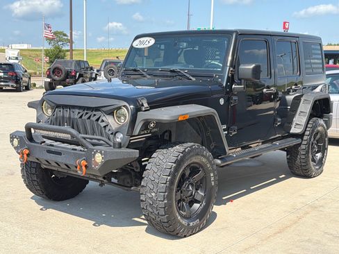 Used 2015 Jeep Wrangler Unlimited Sport w/ Quick Order Package 23S AWD/4WD image 4