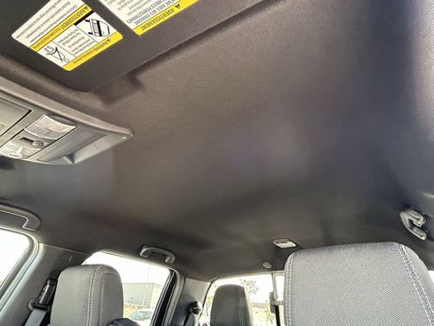 New 2026 Nissan Frontier SV image 18