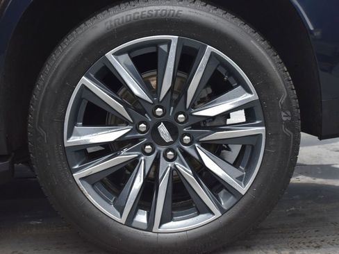 Used 2022 Cadillac Escalade Sport w/ Touring Package image 11