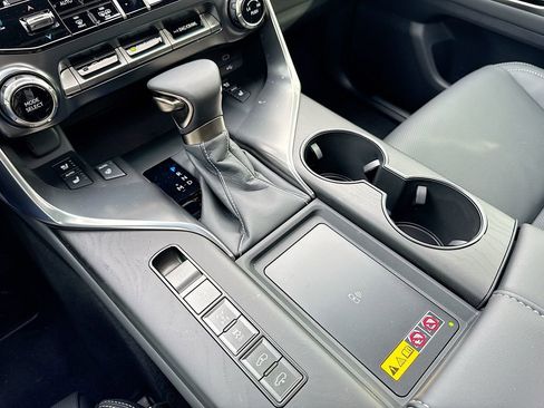 New 2026 Lexus LX 600 4WD w/ Premium Package image 29