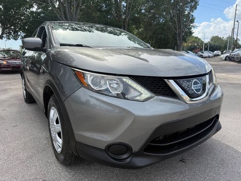 Used 2018 Nissan Rogue Sport S AWD/4WD image 1