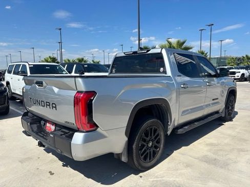 Used 2025 Toyota Tundra Limited AWD/4WD image 6