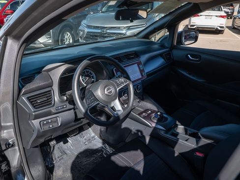 Used 2023 Nissan Leaf S image 15