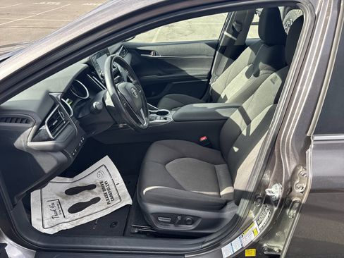 Used 2024 Toyota Camry LE image 12