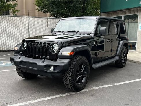 Used 2020 Jeep Wrangler Unlimited Sport AWD/4WD image 3