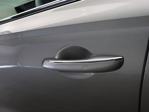 New 2026 Genesis GV70 2.5T Advanced image 6