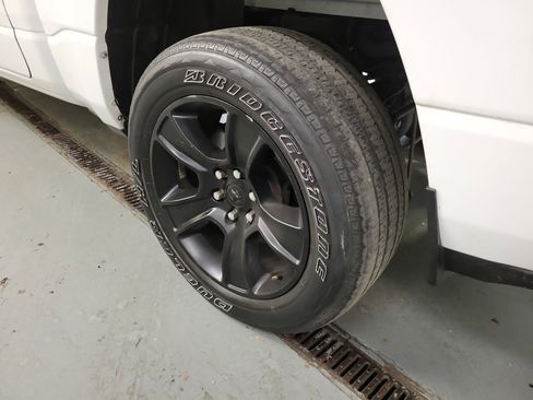 Used 2023 RAM 1500 Big Horn image 26