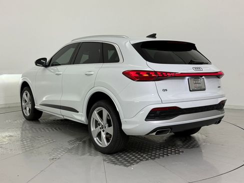 New 2025 Audi Q5 Premium Plus image 3