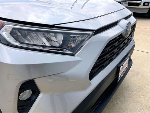 Used 2020 Toyota RAV4 XLE w/ Convenience Package AWD/4WD image 35