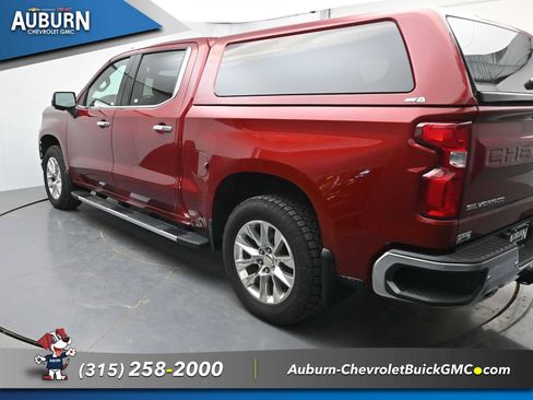 Used 2020 Chevrolet Silverado 1500 LTZ w/ LTZ Premium Package AWD/4WD image 12
