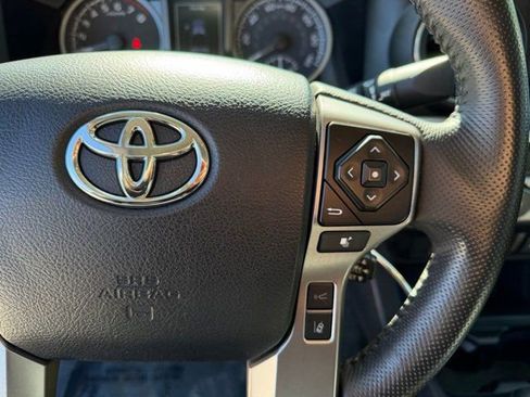 Used 2023 Toyota Tacoma SR5 RWD image 18