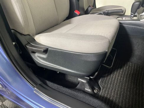 Used 2018 Subaru Forester 2.5i Premium w/ All-Weather Package AWD/4WD image 13