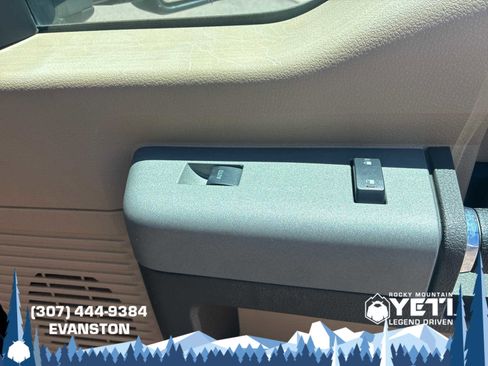Used 2013 Ford F450 Lariat w/ Lariat Ultimate Pkg AWD/4WD image 39