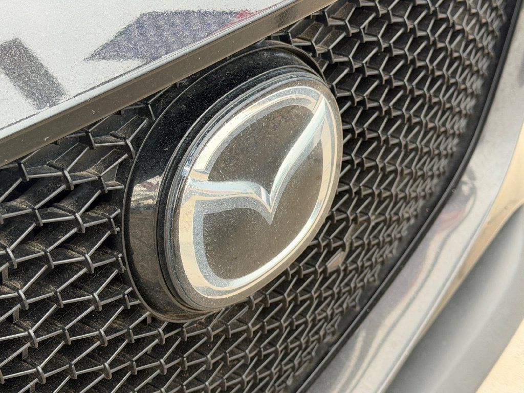 Used 2021 MAZDA MAZDA3 s FWD image 7