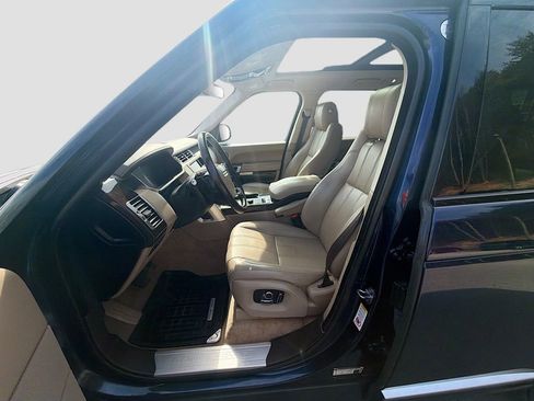 Used 2016 Land Rover Range Rover HSE image 22