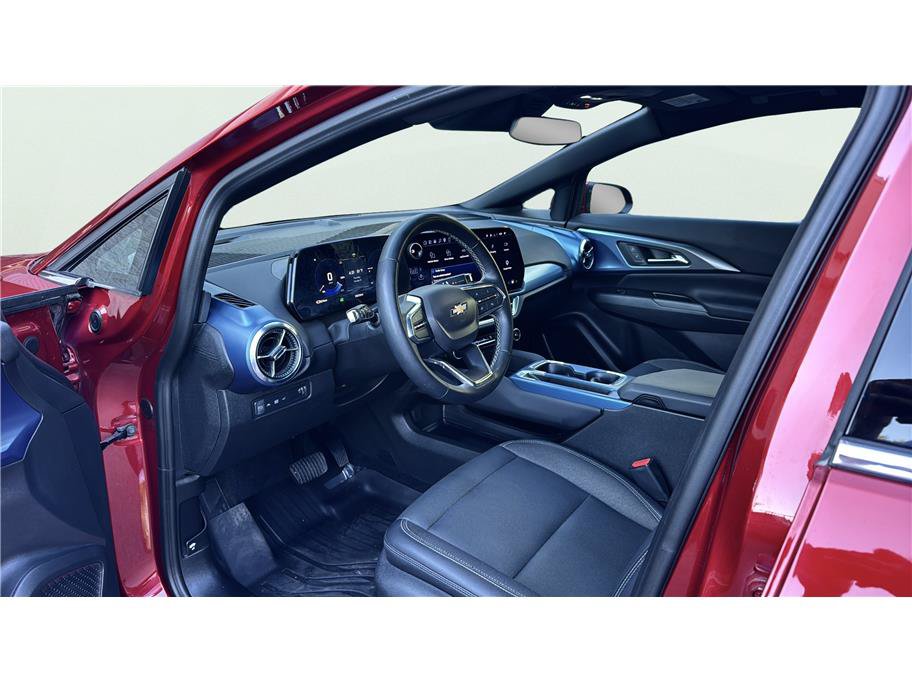 Used 2024 Chevrolet Equinox EV LT FWD image 14