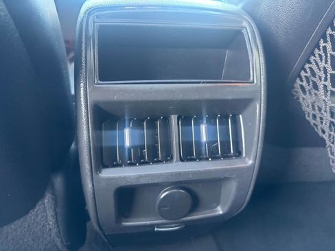 Used 2014 Cadillac SRX Luxury w/ Driver Awareness Package image 23