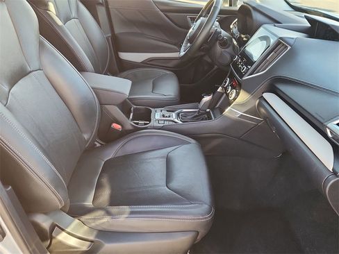 Used 2024 Subaru Forester Limited image 15