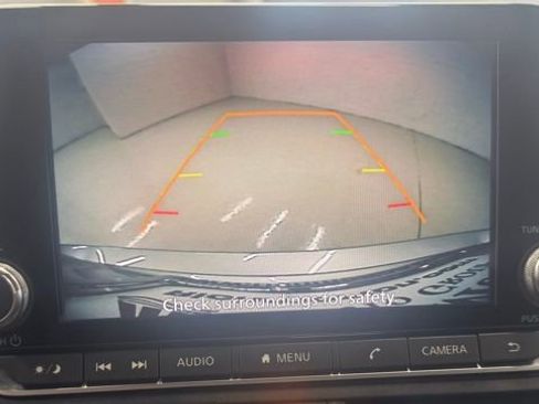 Used 2024 Nissan Altima 2.5 SV image 16