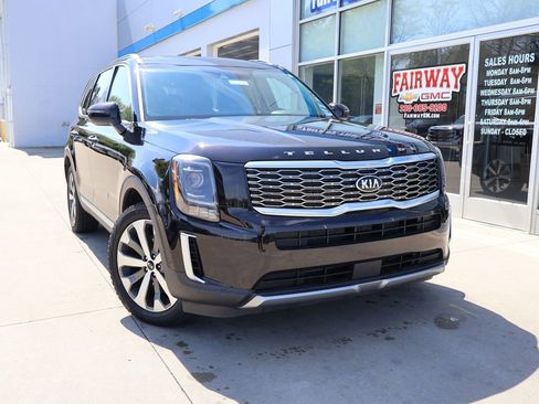 Used 2021 Kia Telluride S AWD/4WD image 41