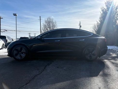 Used 2018 Tesla Model 3 Long Range image 2