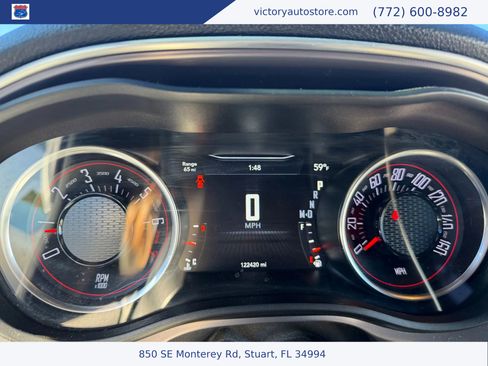 Used 2019 Dodge Challenger SXT image 52