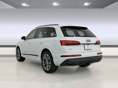Certified 2026 Audi Q7 3.0T Premium w/ Convenience Plus Package AWD/4WD image 3